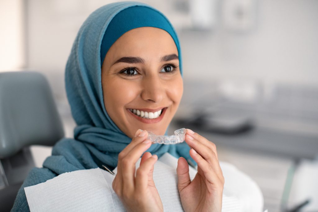 Straight Teeth, No Brackets: Why More People Are Choosing Invisalign